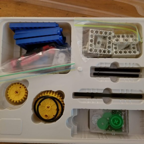 Snap Circuits PLUS Electric Generator Learning Toys, STEM Games - Picture 4 of 11